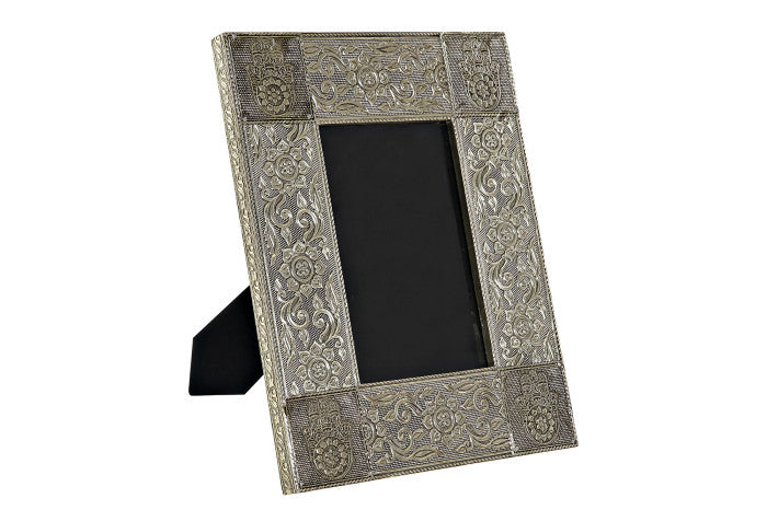 Cornice  indiano