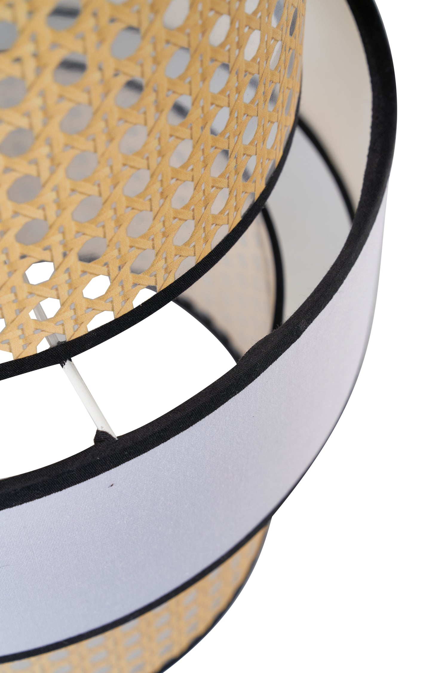 Lampadario tessuto e rattan