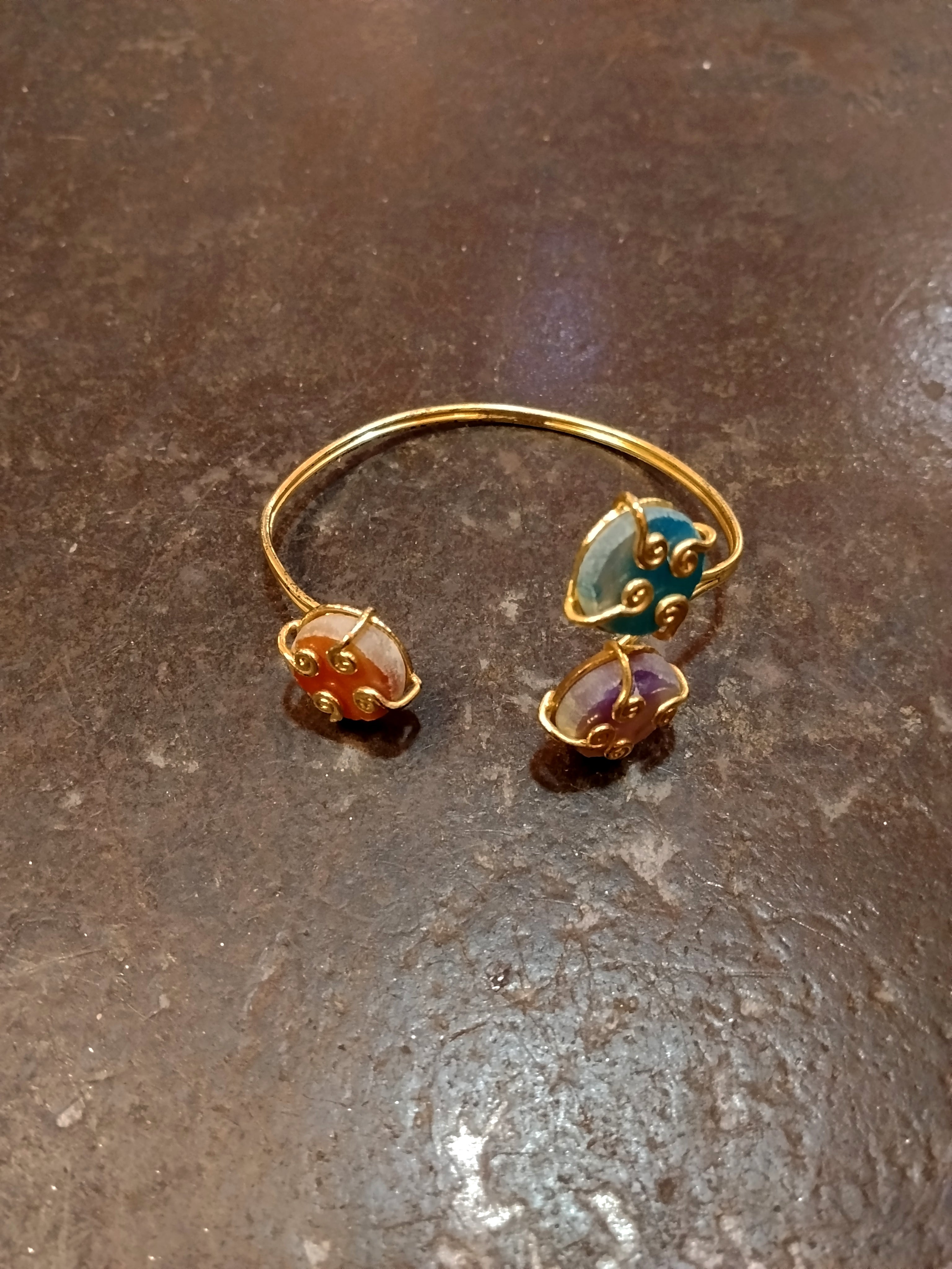 Bracciale ghirigori stones