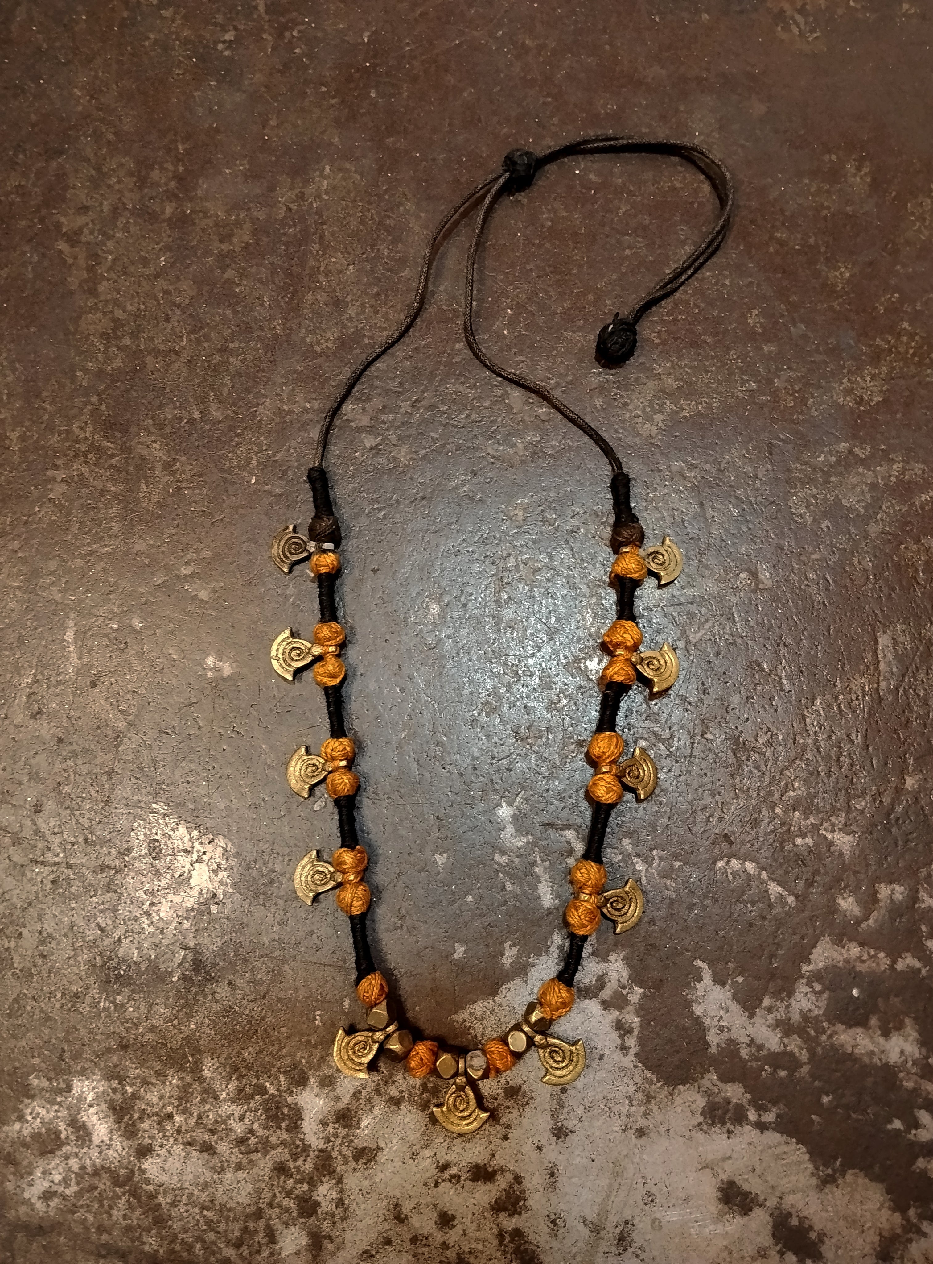 Collana pendagli ottone