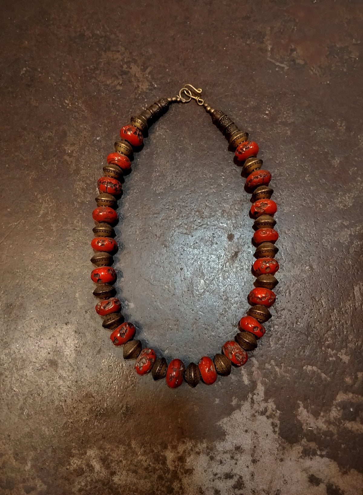 Collana pietra e metallo Tibet