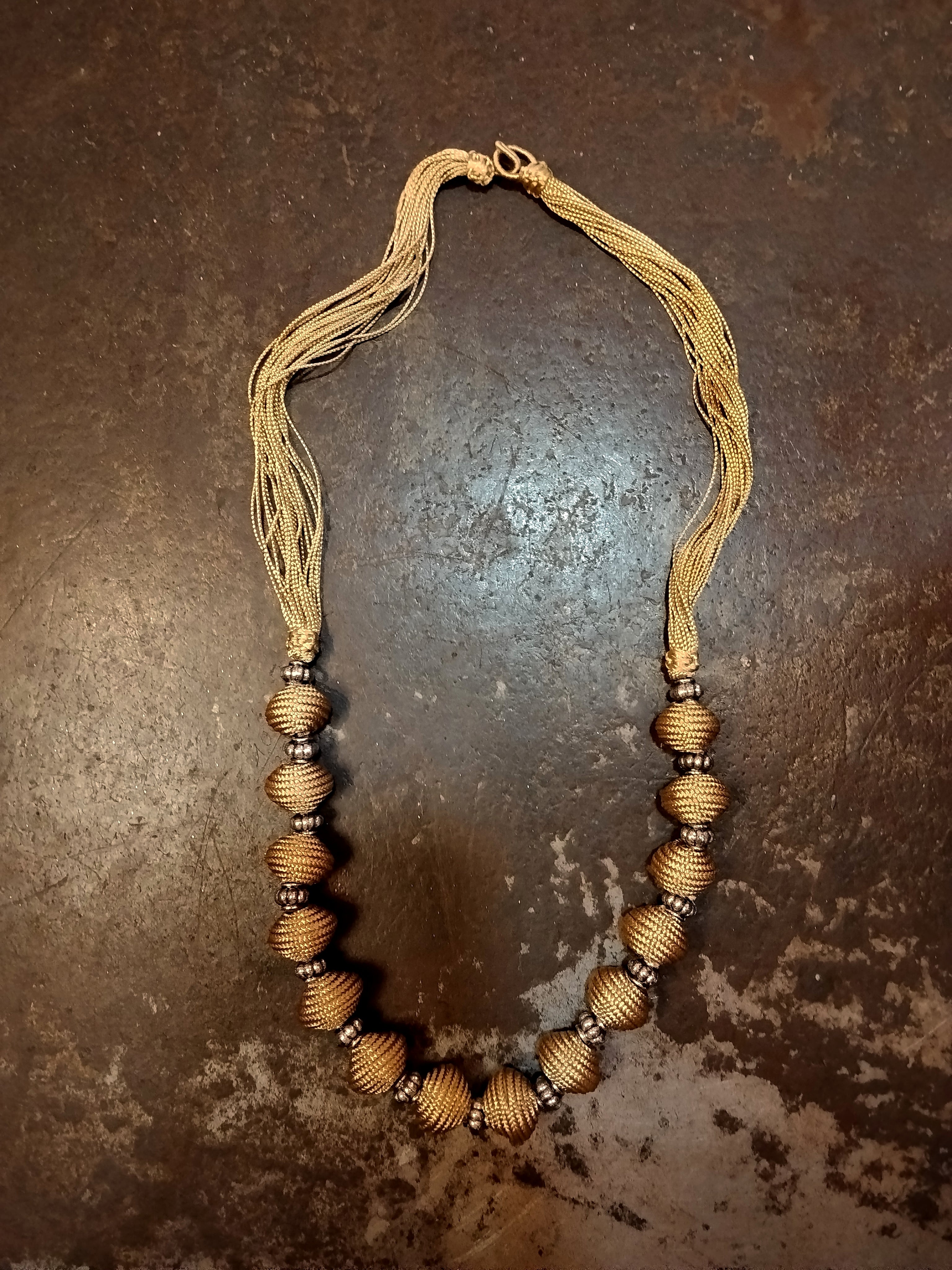 Collana Fes sabra