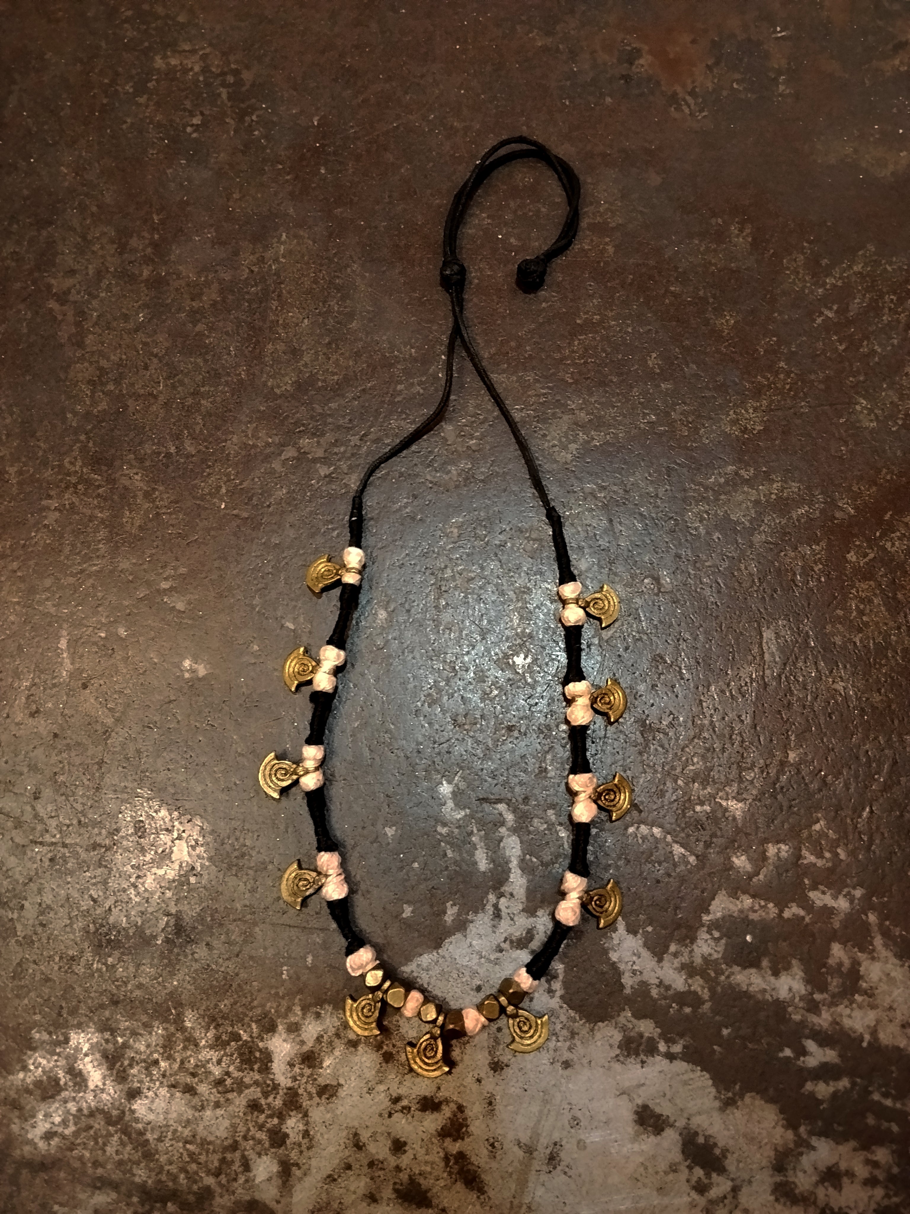 Collana pendagli ottone