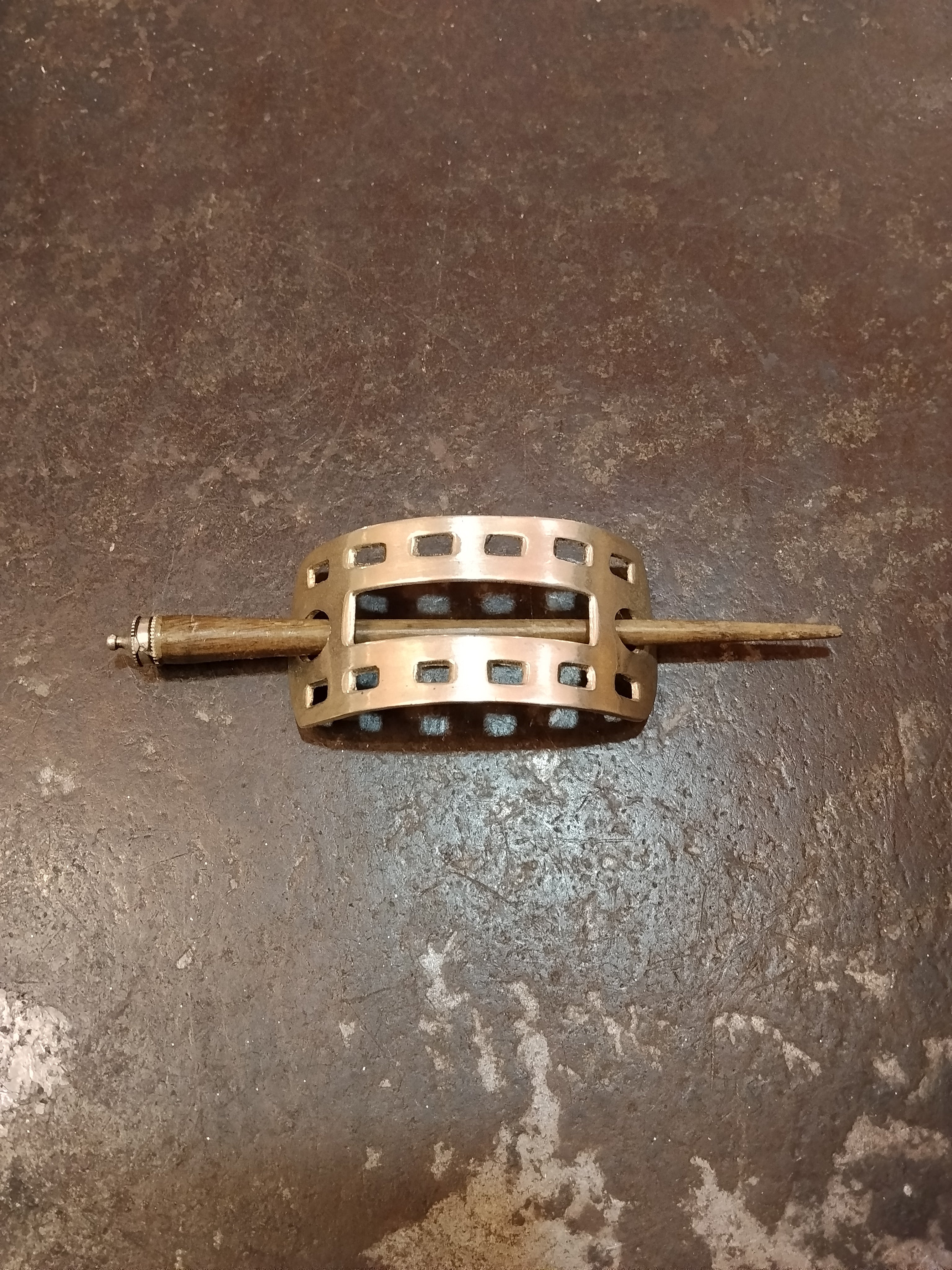 Fermaglio traforo wm con spillone